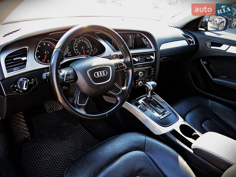 Седан Audi A4 2013 в Черкасах