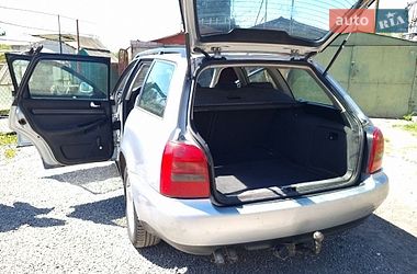 Универсал Audi A4 1997 в Львове