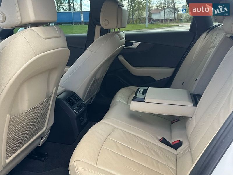 Седан Audi A4 2016 в Житомире