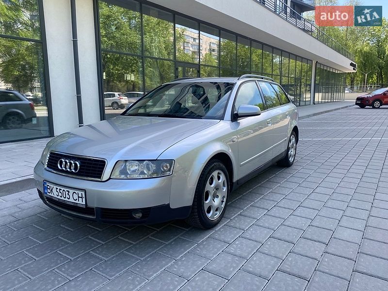 Універсал Audi A4 2002 в Рівному