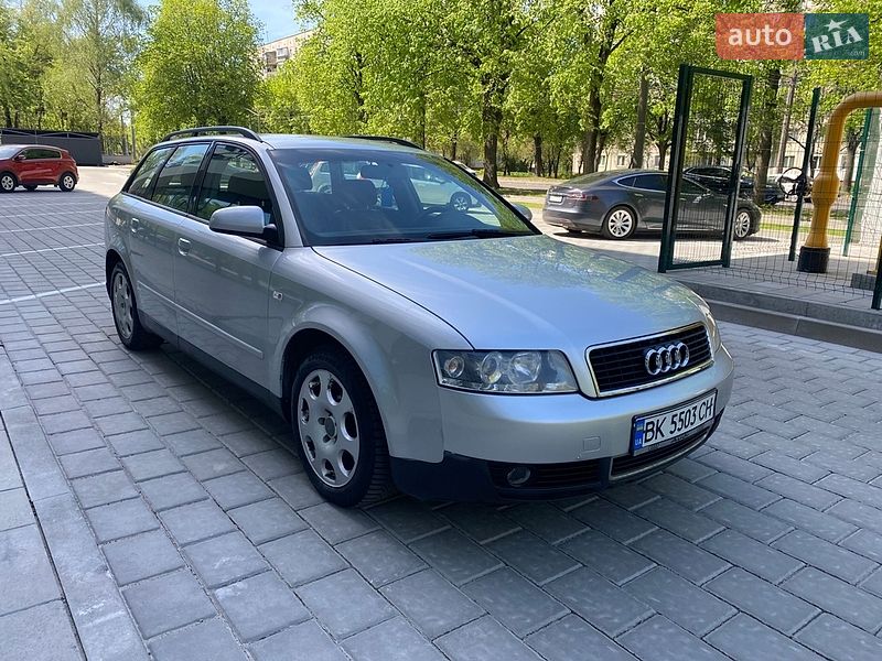 Універсал Audi A4 2002 в Рівному