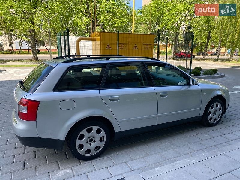 Універсал Audi A4 2002 в Рівному