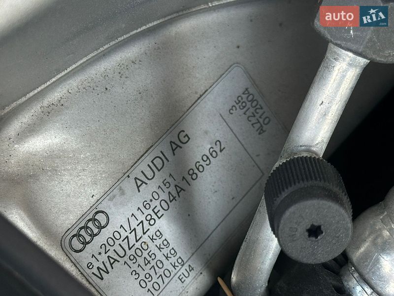 Универсал Audi A4 2003 в Сарнах