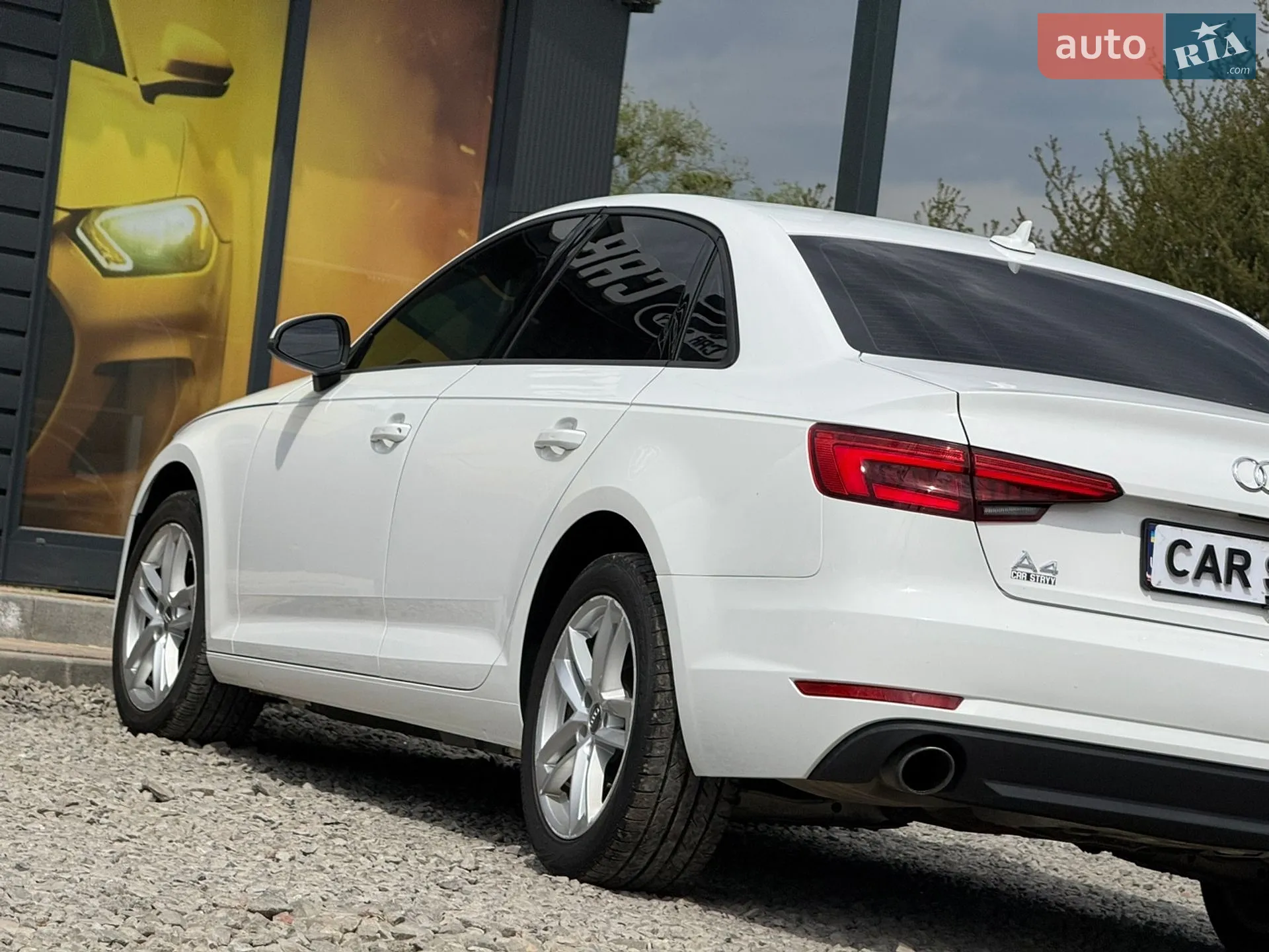 2017 Audi A4 - мініатюра 17