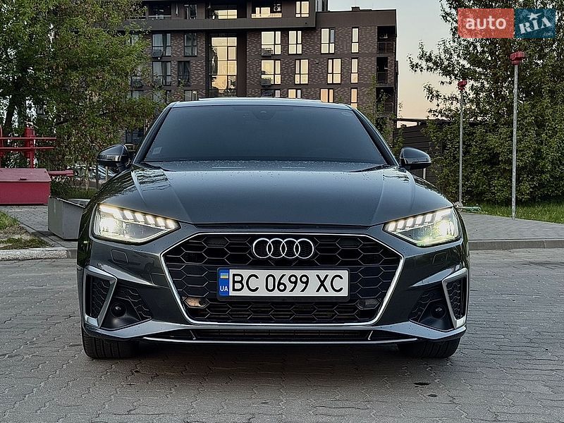 Седан Audi A4 2020 в Львове