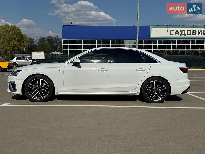 Седан Audi A4 2023 в Сумах