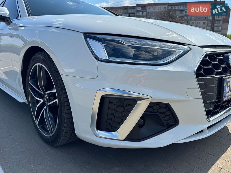 Седан Audi A4 2023 в Сумах