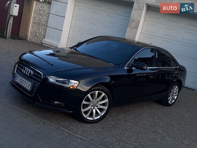 Седан Audi A4 2013 в Одессе