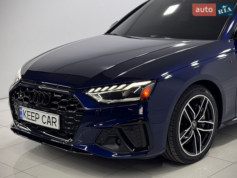 Седан Audi A4 2024 в Одесі