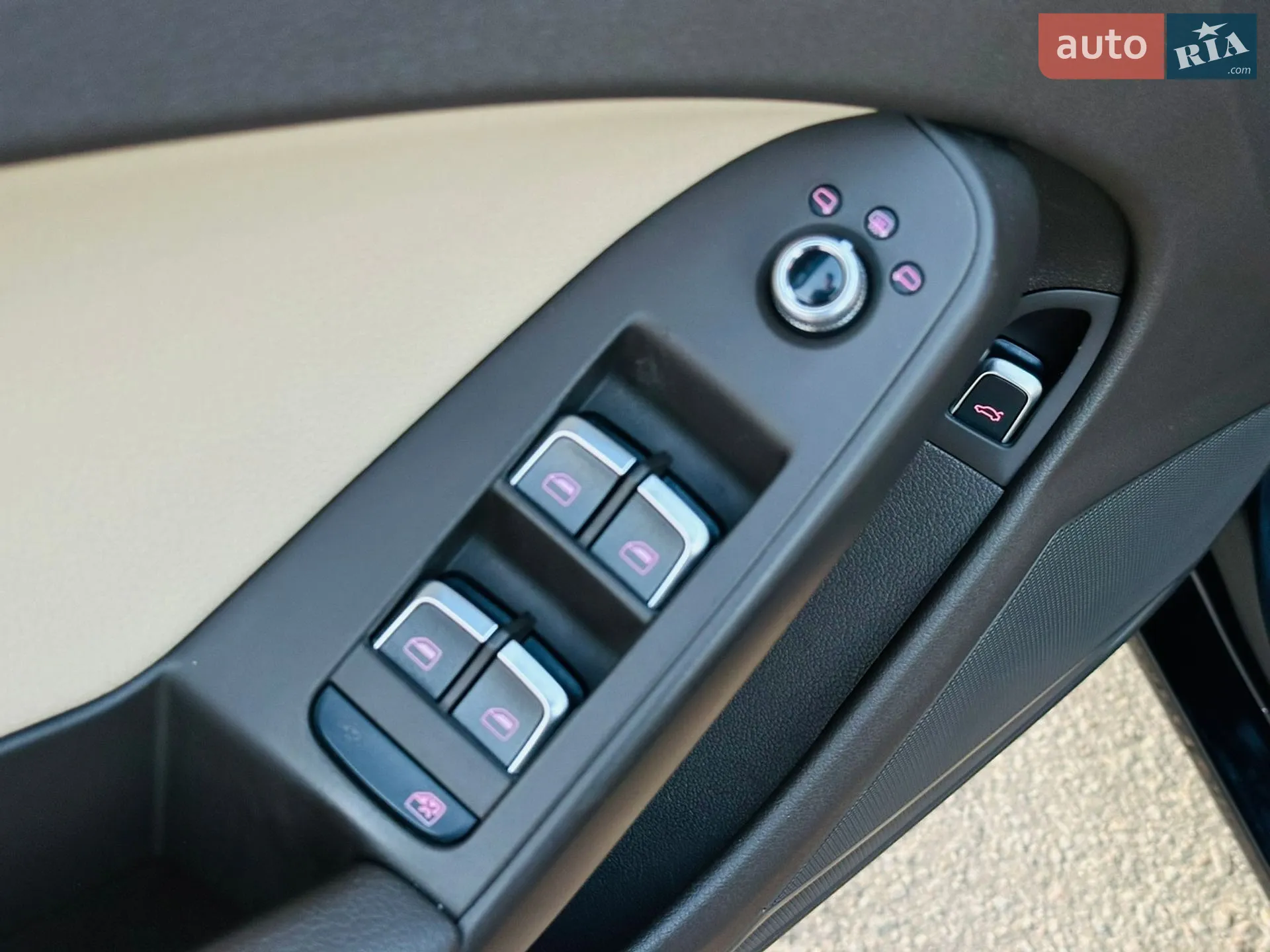 2012 Audi A4 - мініатюра 25