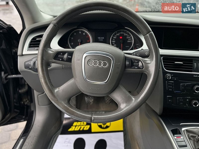 Седан Audi A4 2008 в Мукачевому