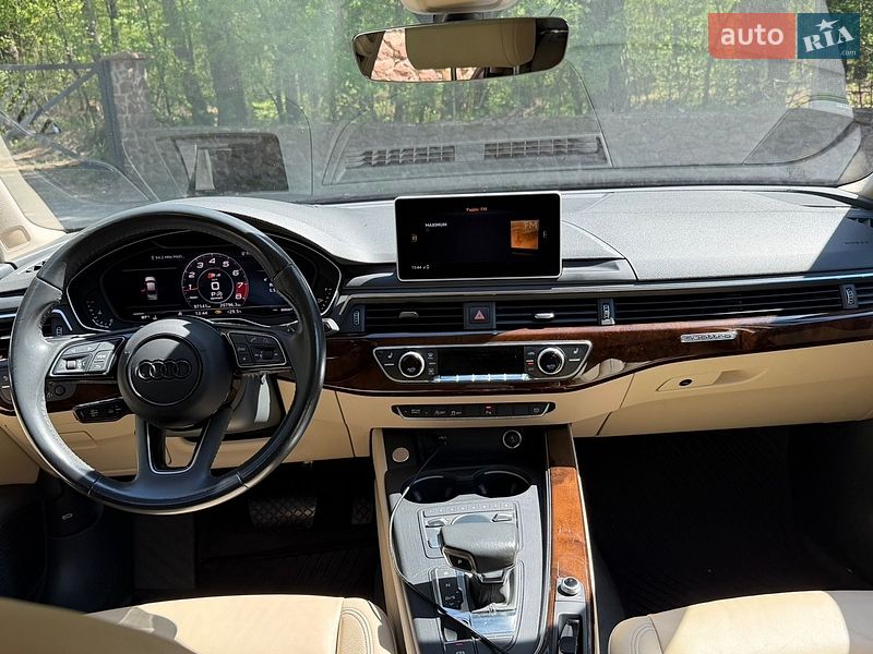 Седан Audi A4 2017 в Києві
