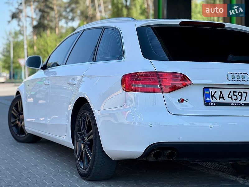 Универсал Audi A4 2008 в Киеве