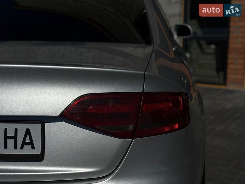 Седан Audi A4 2008 в Кропивницькому