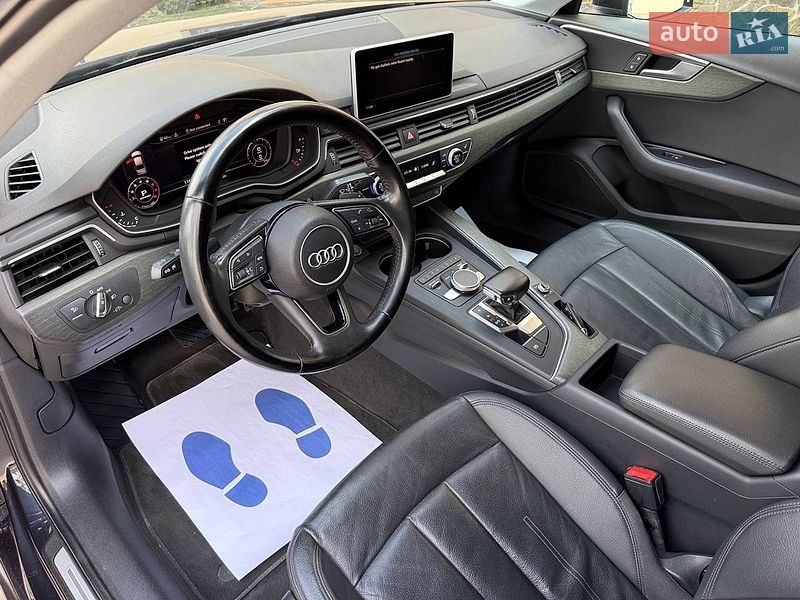 Седан Audi A4 2018 в Стрые