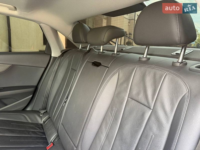 Седан Audi A4 2018 в Стрые