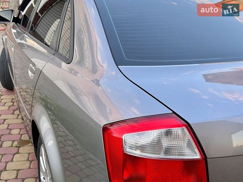 Седан Audi A4 2004 в Калиновке