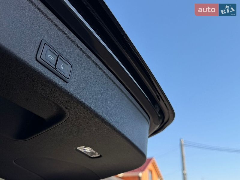 Универсал Audi A4 2016 в Киеве