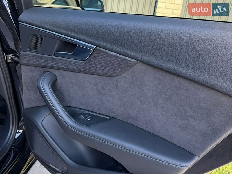Универсал Audi A4 2016 в Киеве