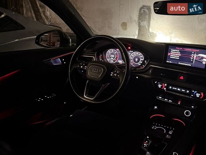 Универсал Audi A4 2016 в Киеве