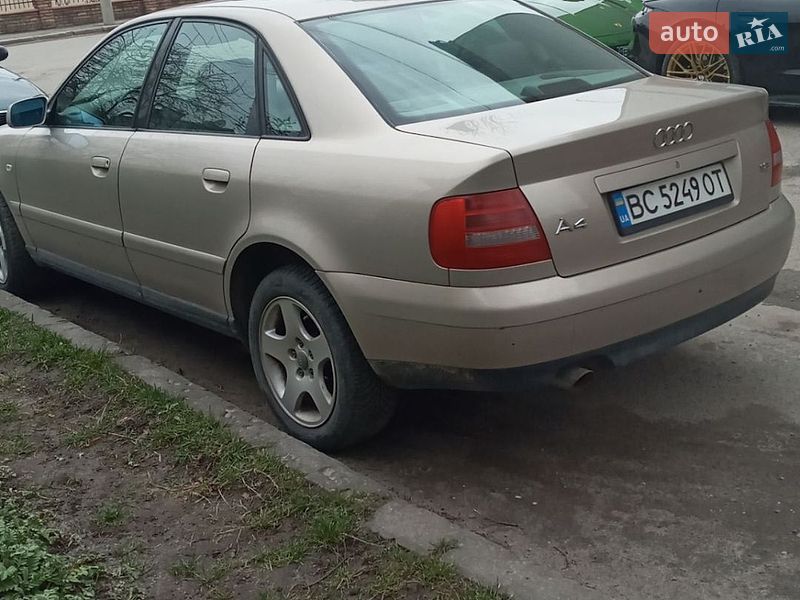 Седан Audi A4 2000 в Тернополі