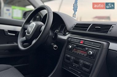 Седан Audi A4 2006 в Виноградове