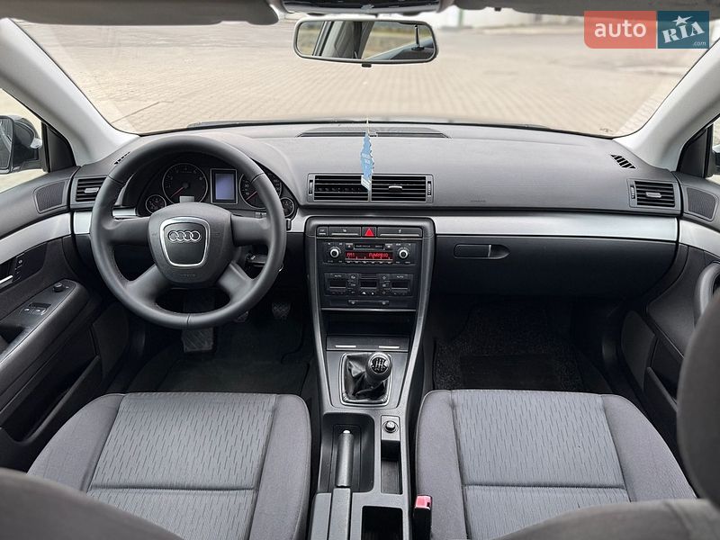 Седан Audi A4 2006 в Виноградове