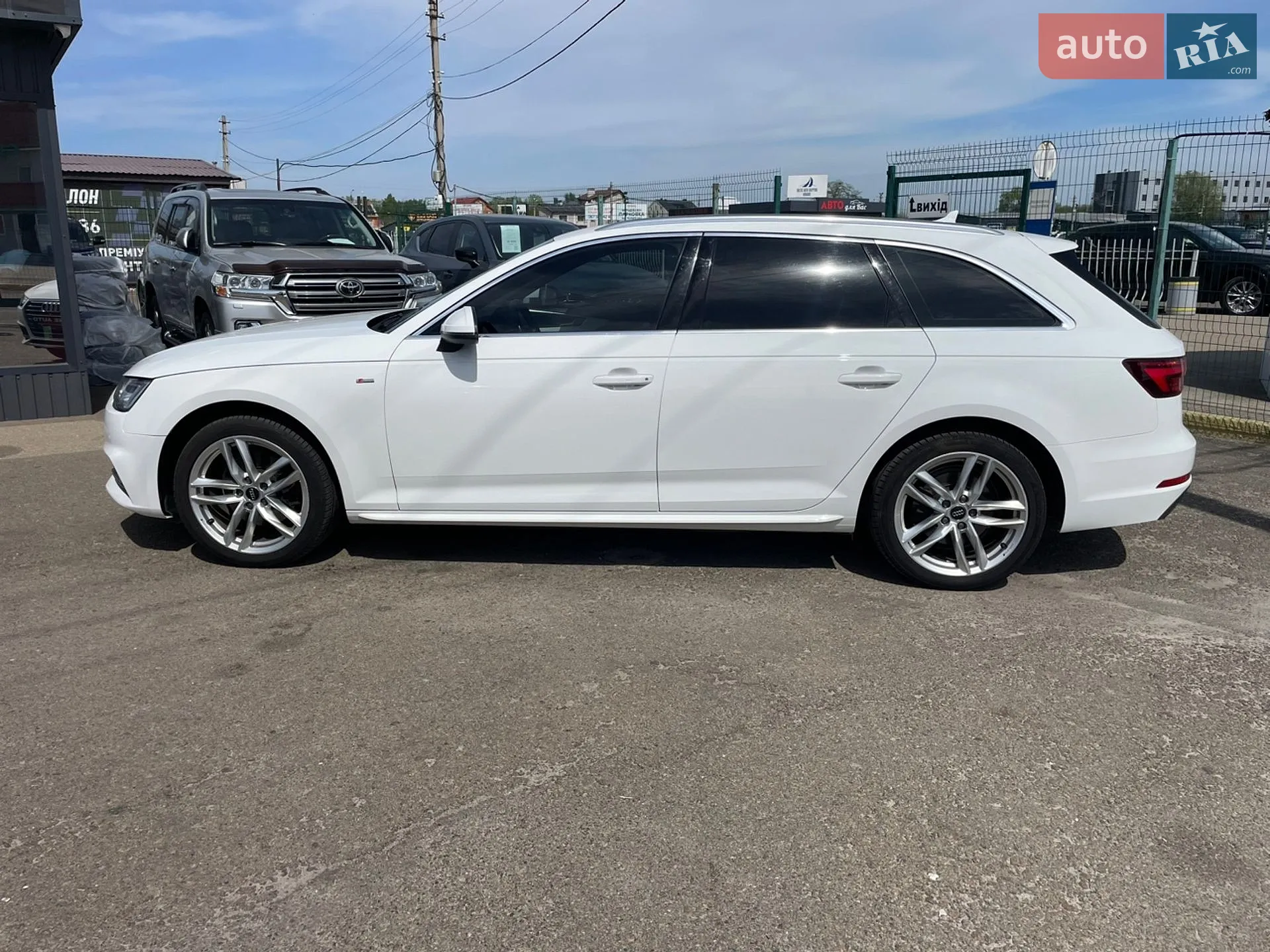 2017 Audi A4 - мініатюра 8