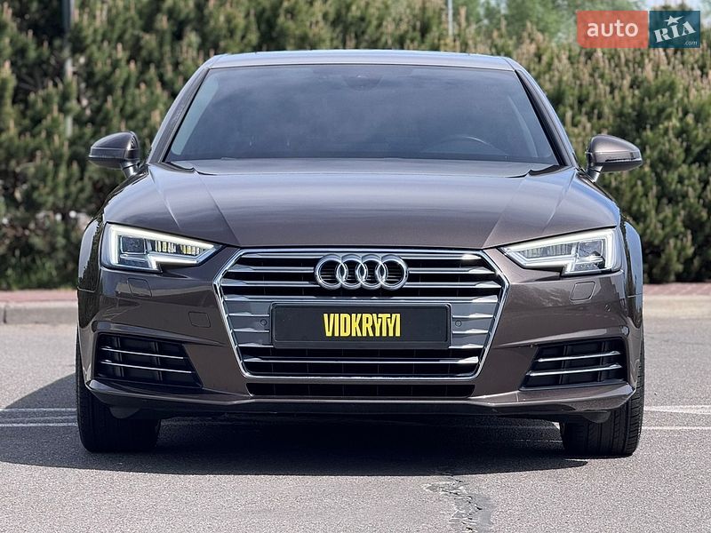 Седан Audi A4 2018 в Києві