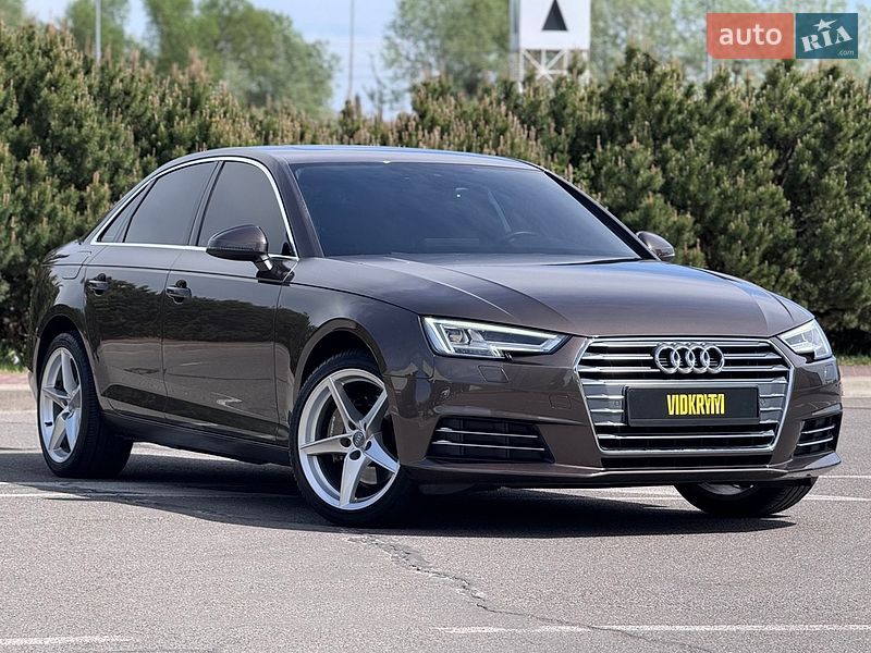 Седан Audi A4 2018 в Києві