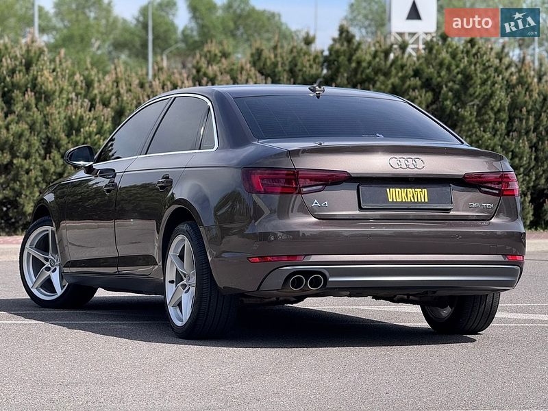 Седан Audi A4 2018 в Києві