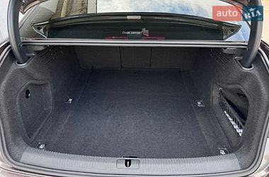 Седан Audi A4 2018 в Києві