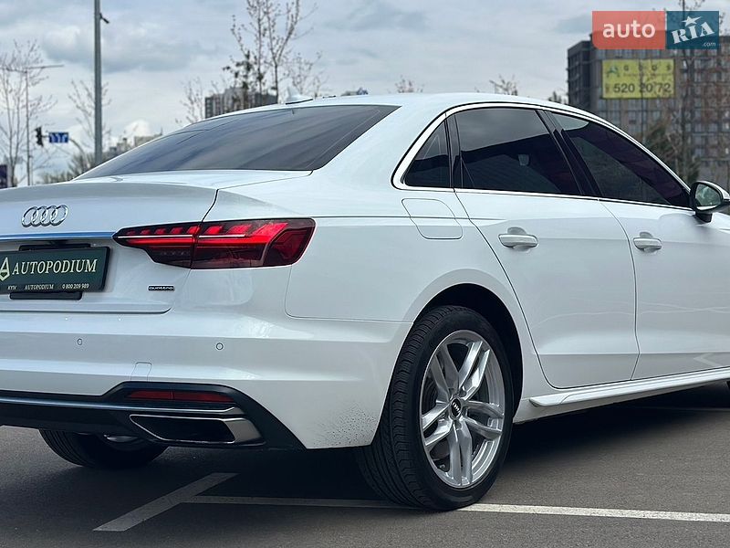 Седан Audi A4 2020 в Киеве