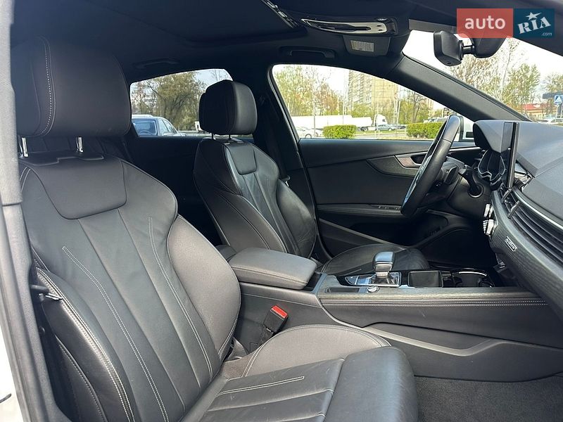 Седан Audi A4 2020 в Киеве