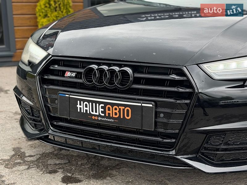 Седан Audi A4 2015 в Шептицькому
