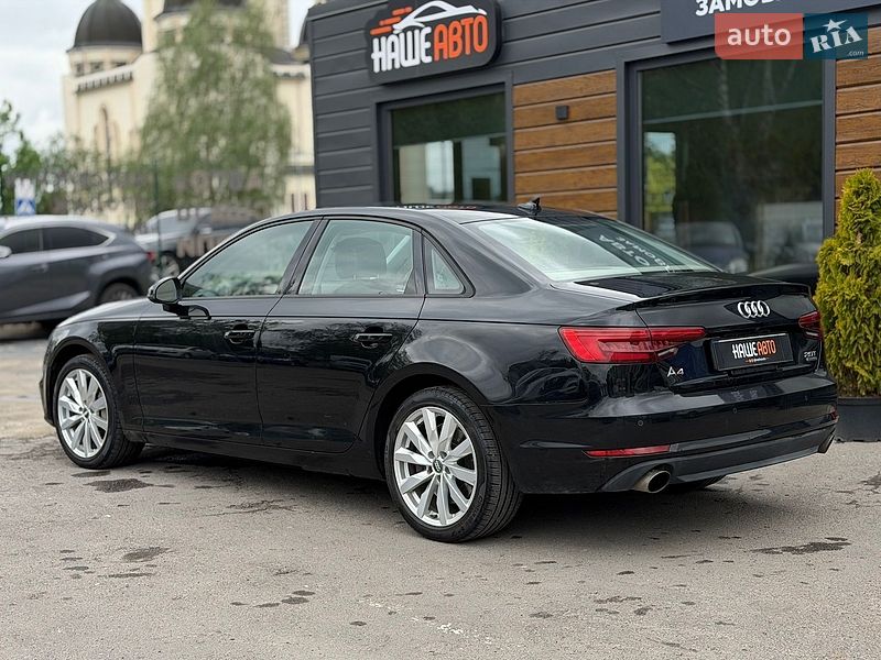 Седан Audi A4 2015 в Шептицькому