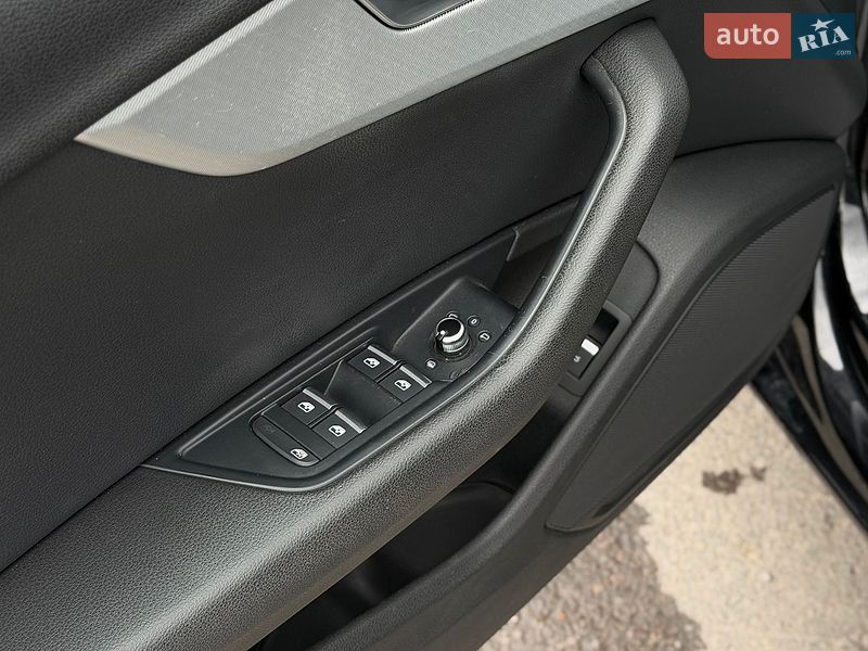 Седан Audi A4 2015 в Шептицькому