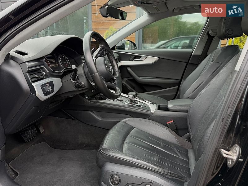 Седан Audi A4 2015 в Шептицькому