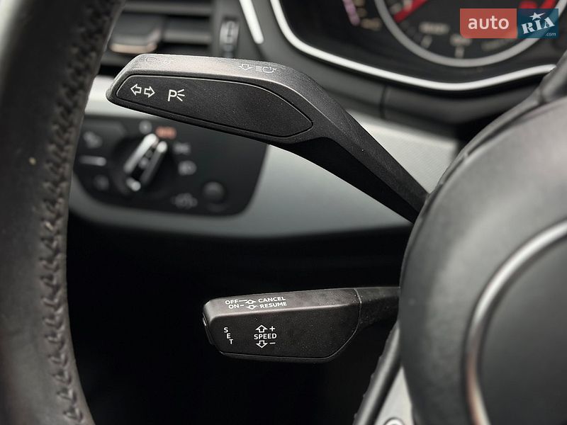 Седан Audi A4 2015 в Шептицькому