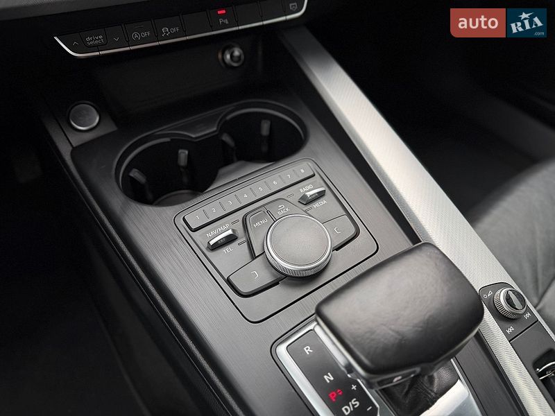 Седан Audi A4 2015 в Шептицькому