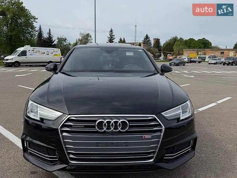 Седан Audi A4 2017 в Житомире