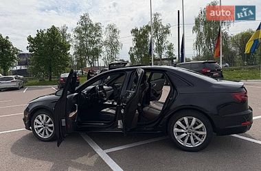 Седан Audi A4 2017 в Житомире