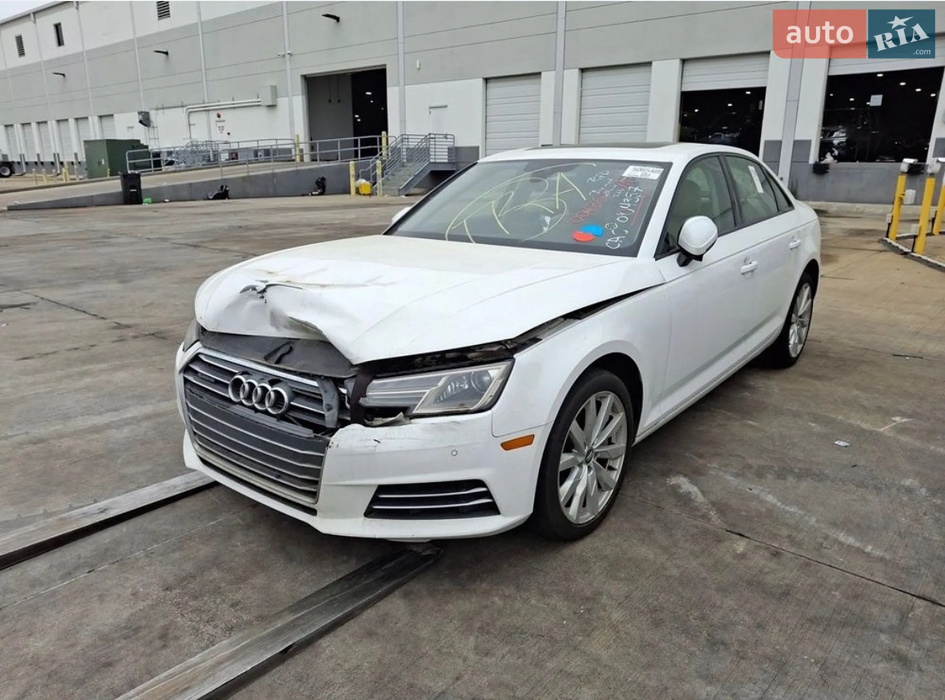 2016 Audi A4 - фото 1