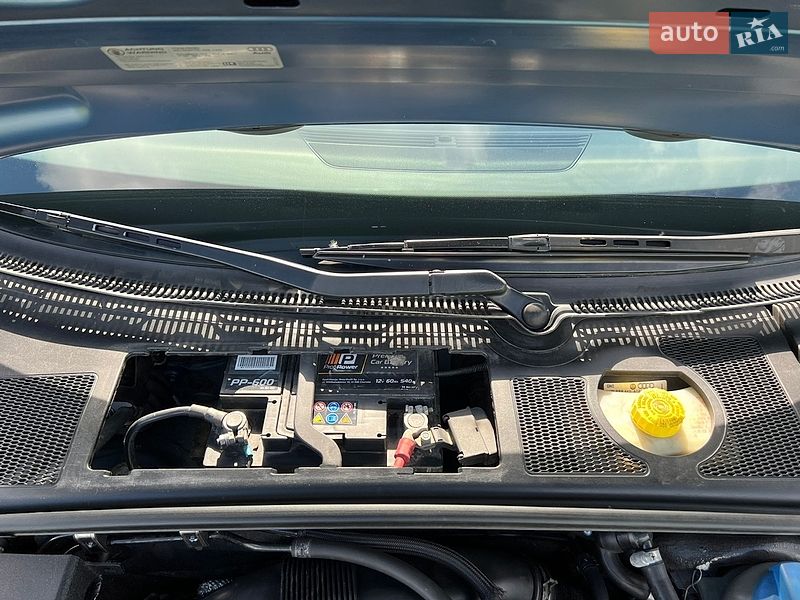 Седан Audi A4 2001 в Дрогобыче