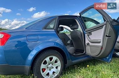 Седан Audi A4 2001 в Дрогобыче