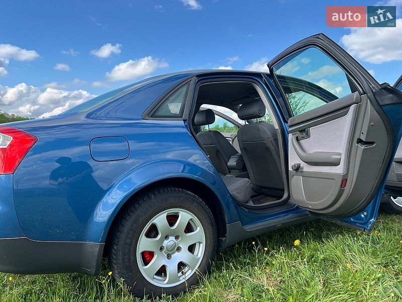 Седан Audi A4 2001 в Дрогобыче
