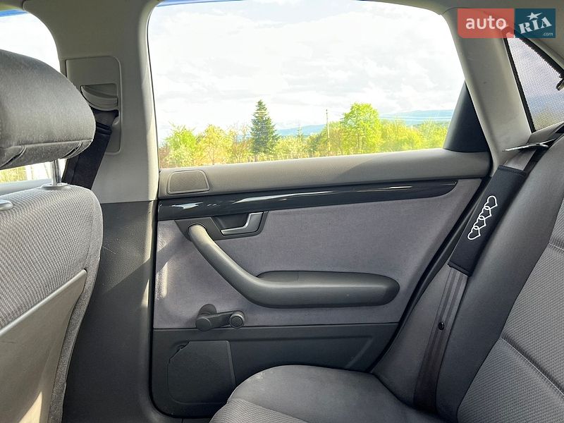 Седан Audi A4 2001 в Дрогобыче