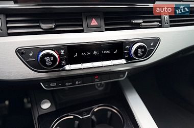 Седан Audi A4 2020 в Львові