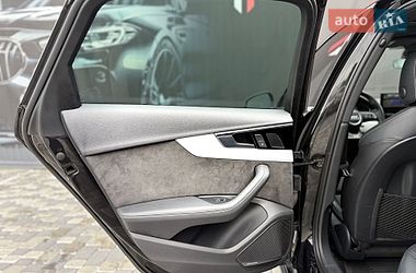 Седан Audi A4 2020 в Львові