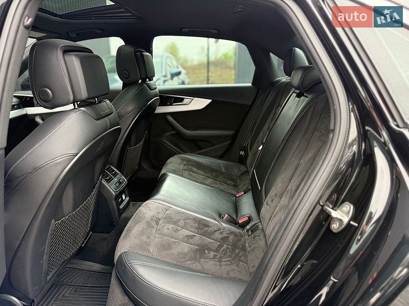 Седан Audi A4 2020 в Львові